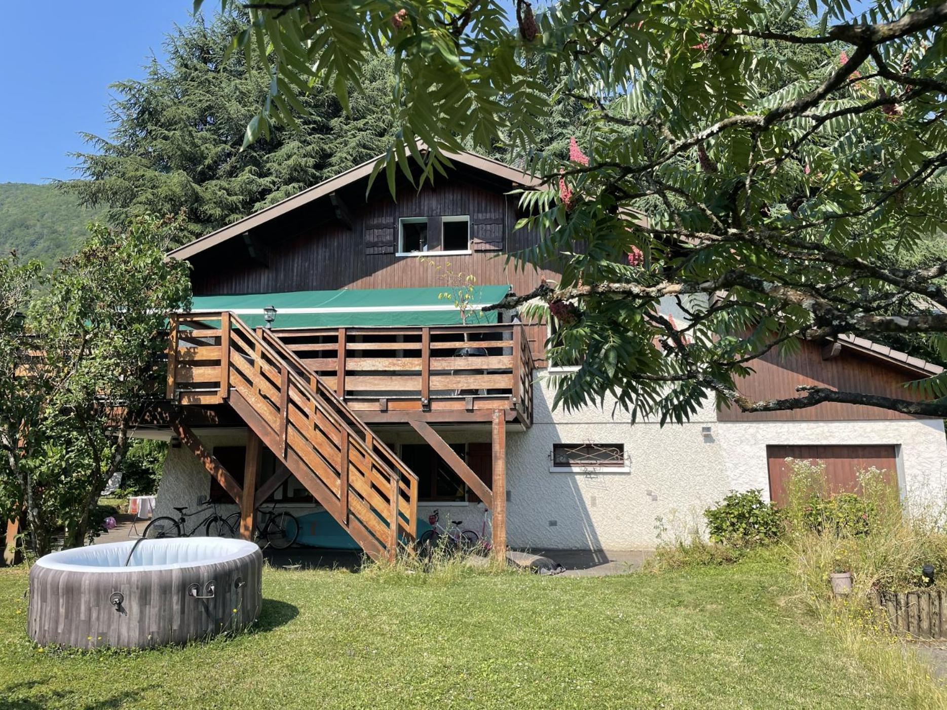 Cosy Chalet Annecy Lake For A Family Севріє Екстер'єр фото