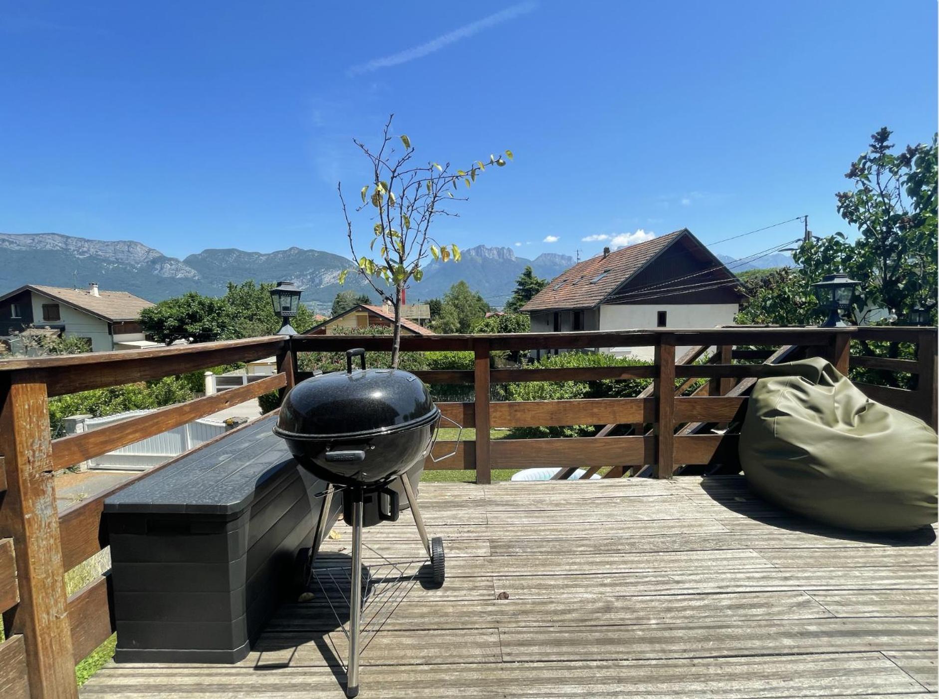 Cosy Chalet Annecy Lake For A Family Севріє Екстер'єр фото